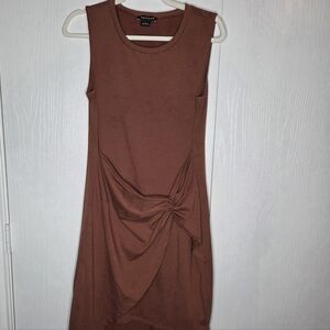 Trouve Sleeveless Knot-Detail Midi Dress in Rust Brown-Size L
